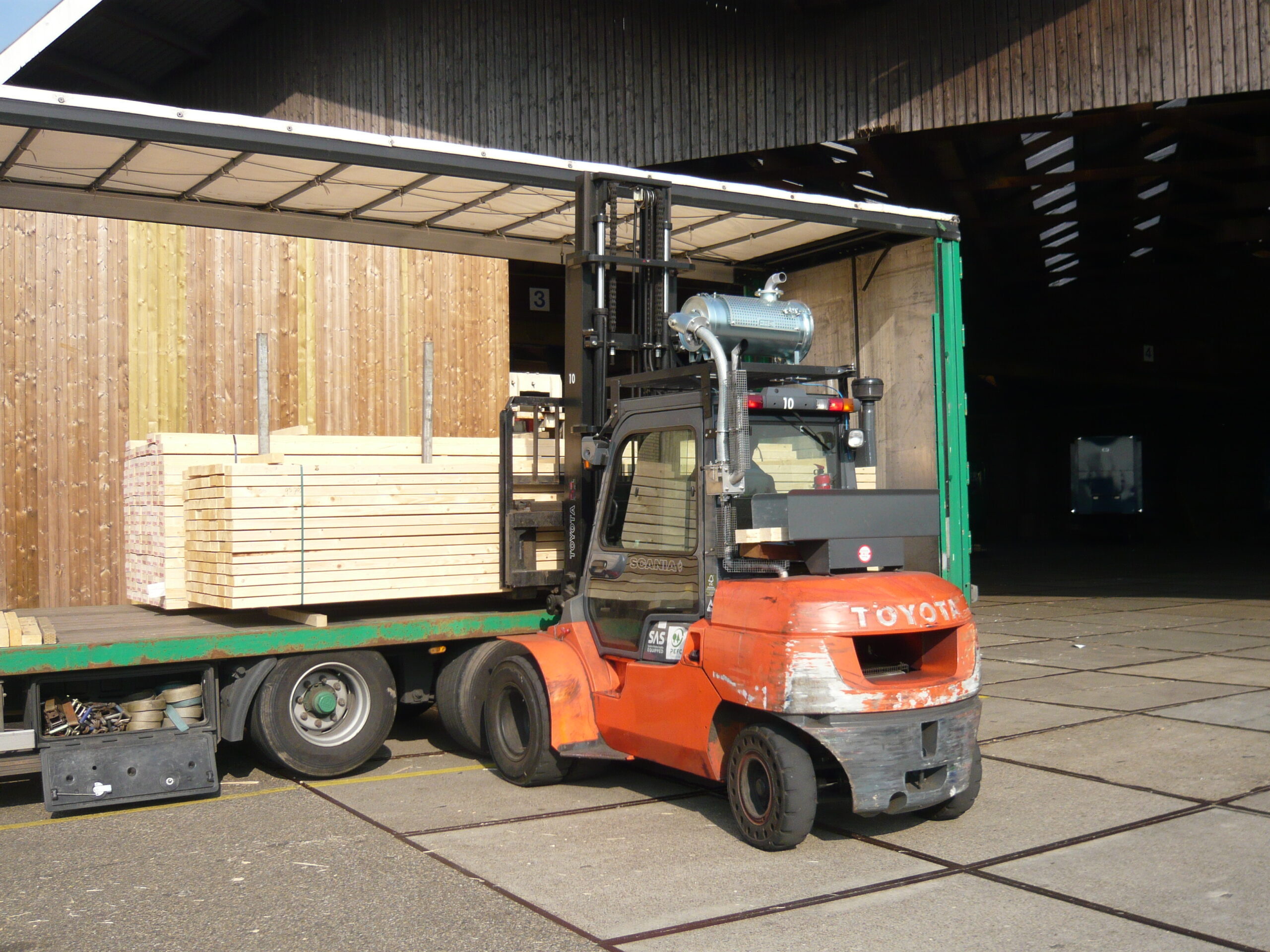 Providers of HT Filter for Optimizing Forklift Safety UK