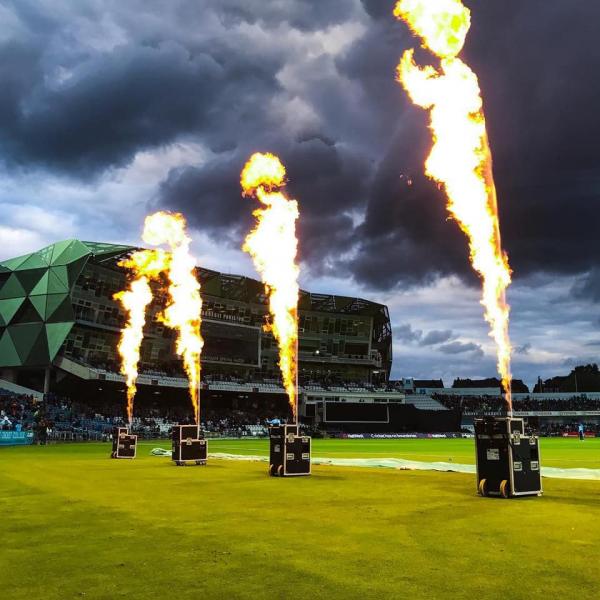Flame Bar & Moving Fire Effects For Touring Productions & Concert Stages