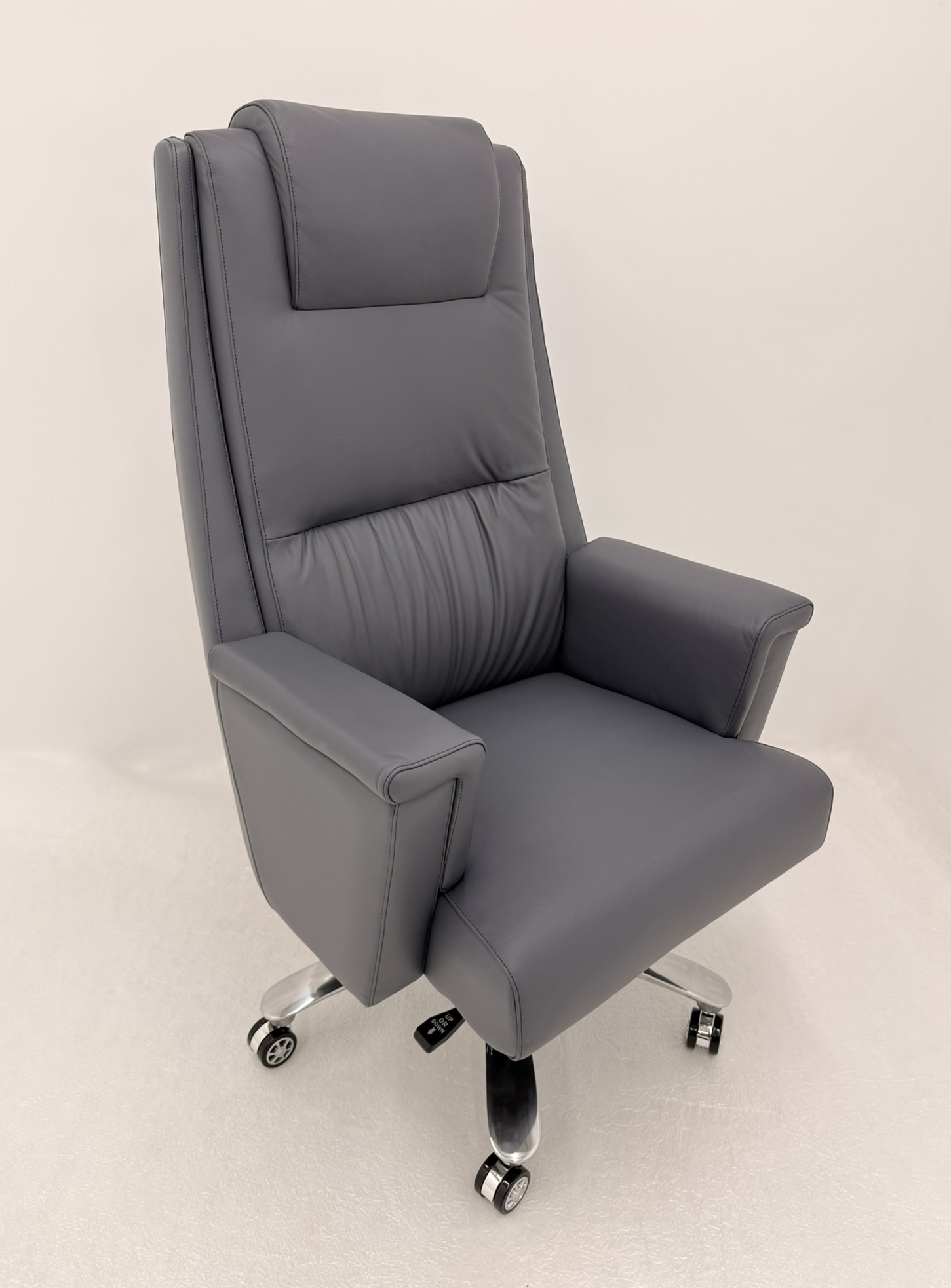 Specialising In Genuine Hide Light Blue Leather High Back Executive Office Chair - KW-8618 UK