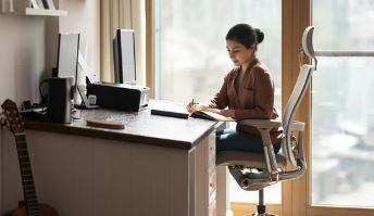 How to Ensure Your Desk Setup is Ergonomic