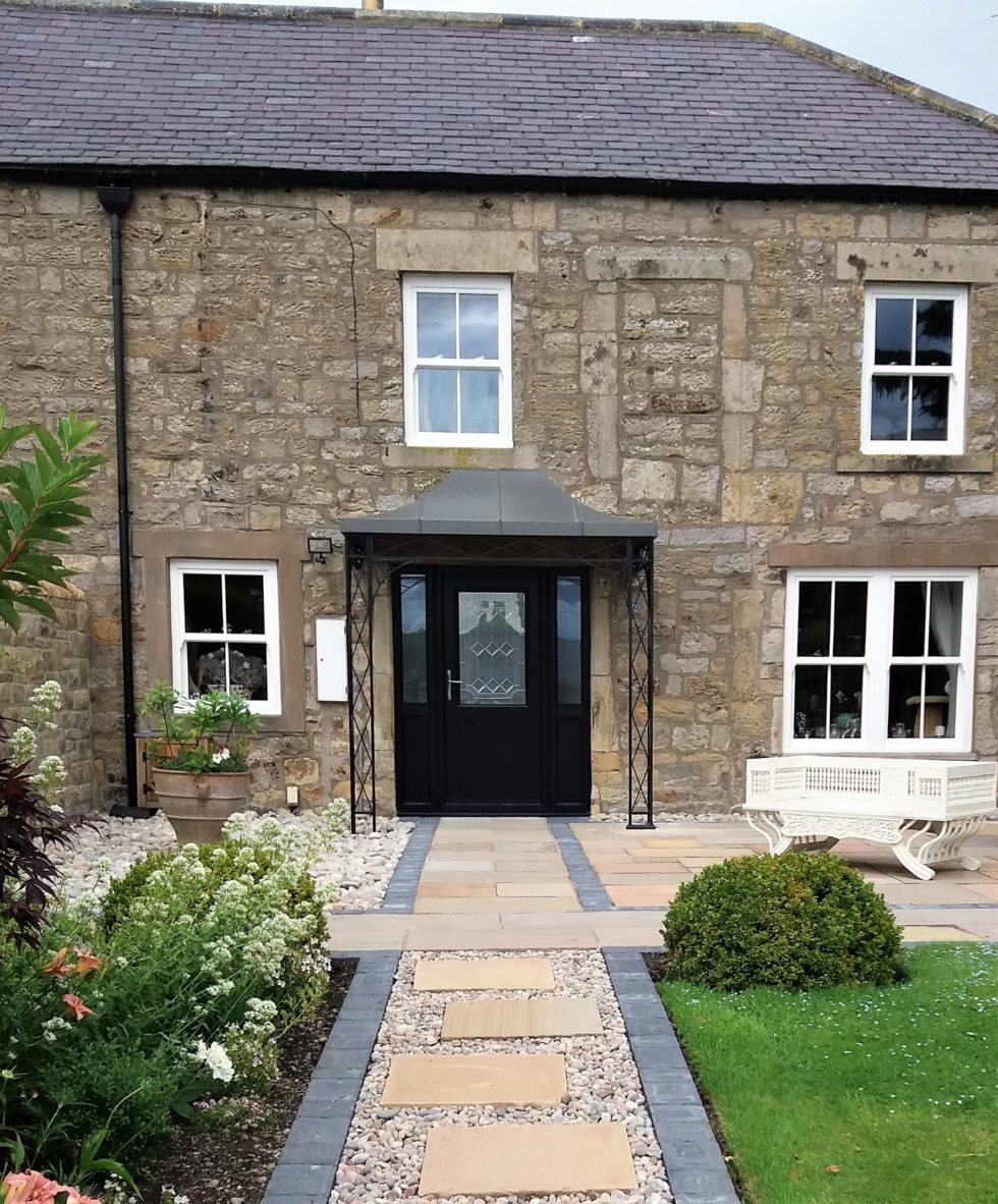 Regency Light Porch with Complete Roof