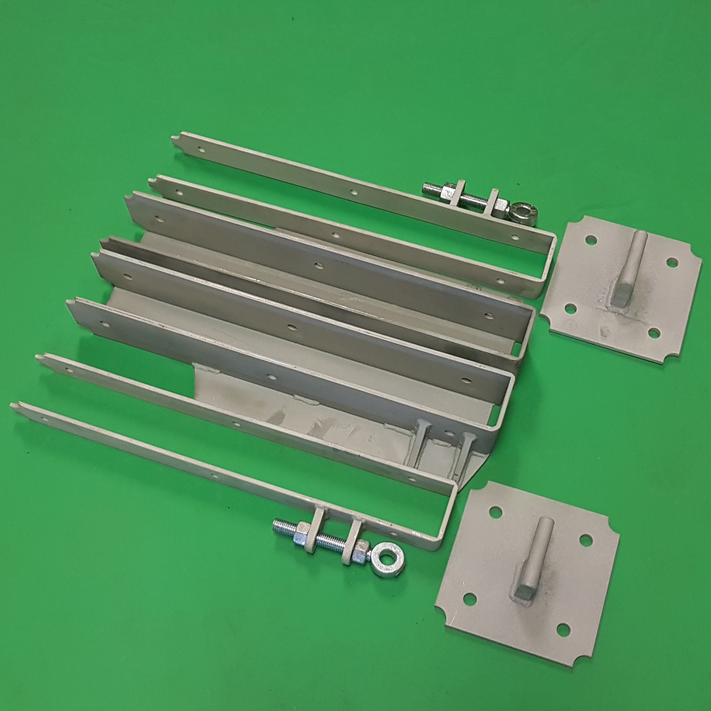 Offset Hinges, Shoes & Wall Plate Kit Pair Hot Zinc Sprayed