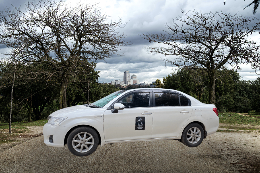 The Pearl Island Sedan Car Hire Services