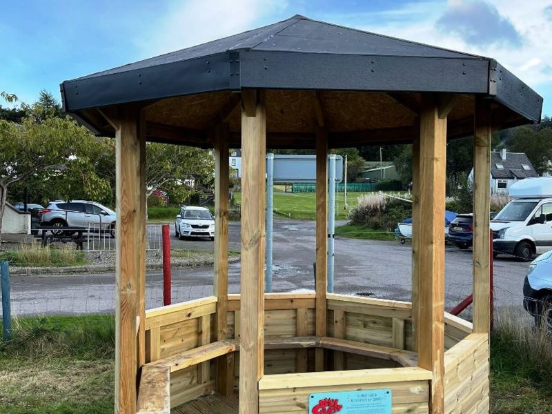 3m Octagonal Timber Shelter