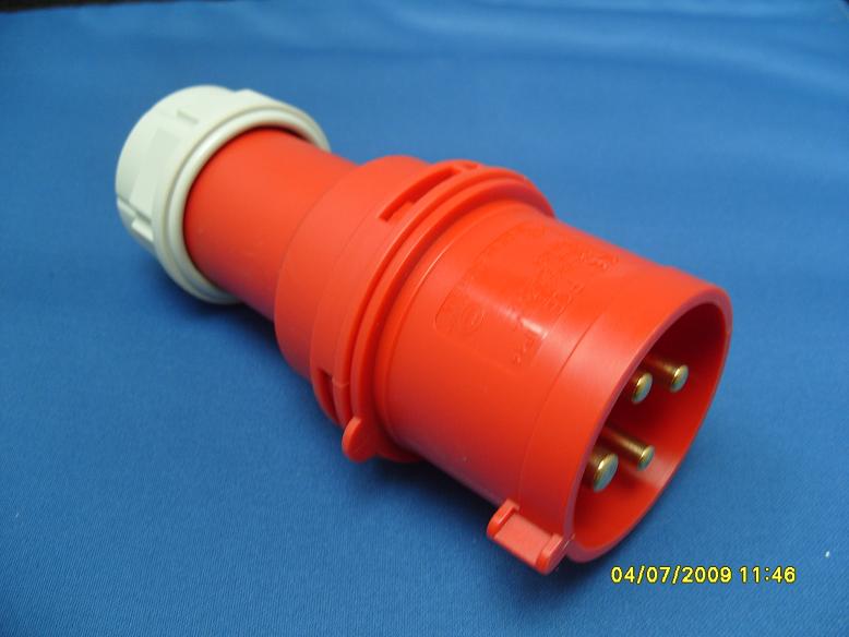 400v 4P 32amp Plug GN PCE
[PCE-4324P GN]