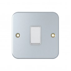 2 Way Metal Clad Light Switches, SM1012