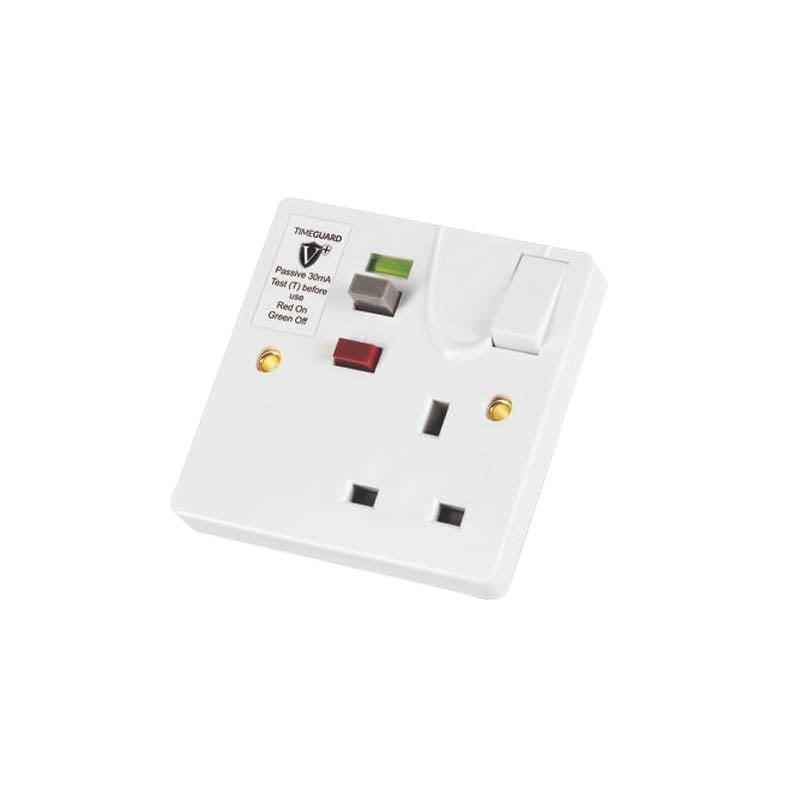 TimeGuard RCD Protected Single Gang White Switched Socket Passive