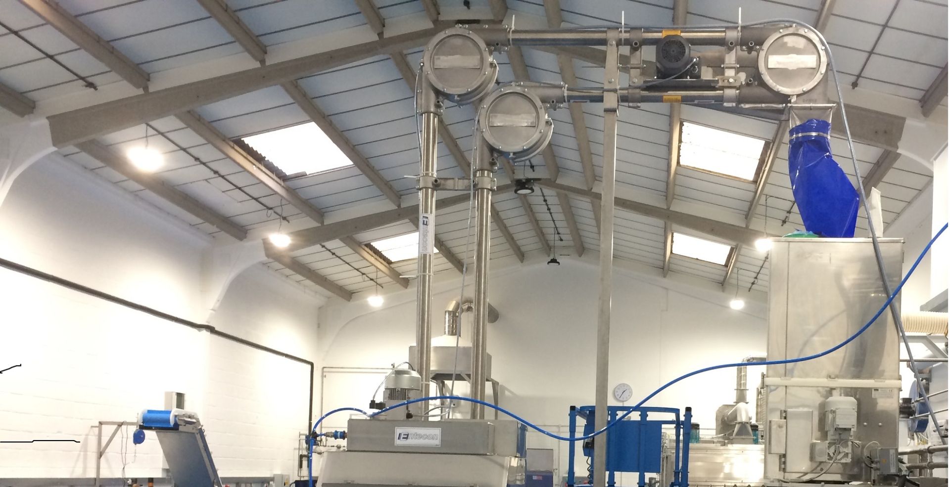 UK Manufacturers of Aero Mechanical Conveyor Systems