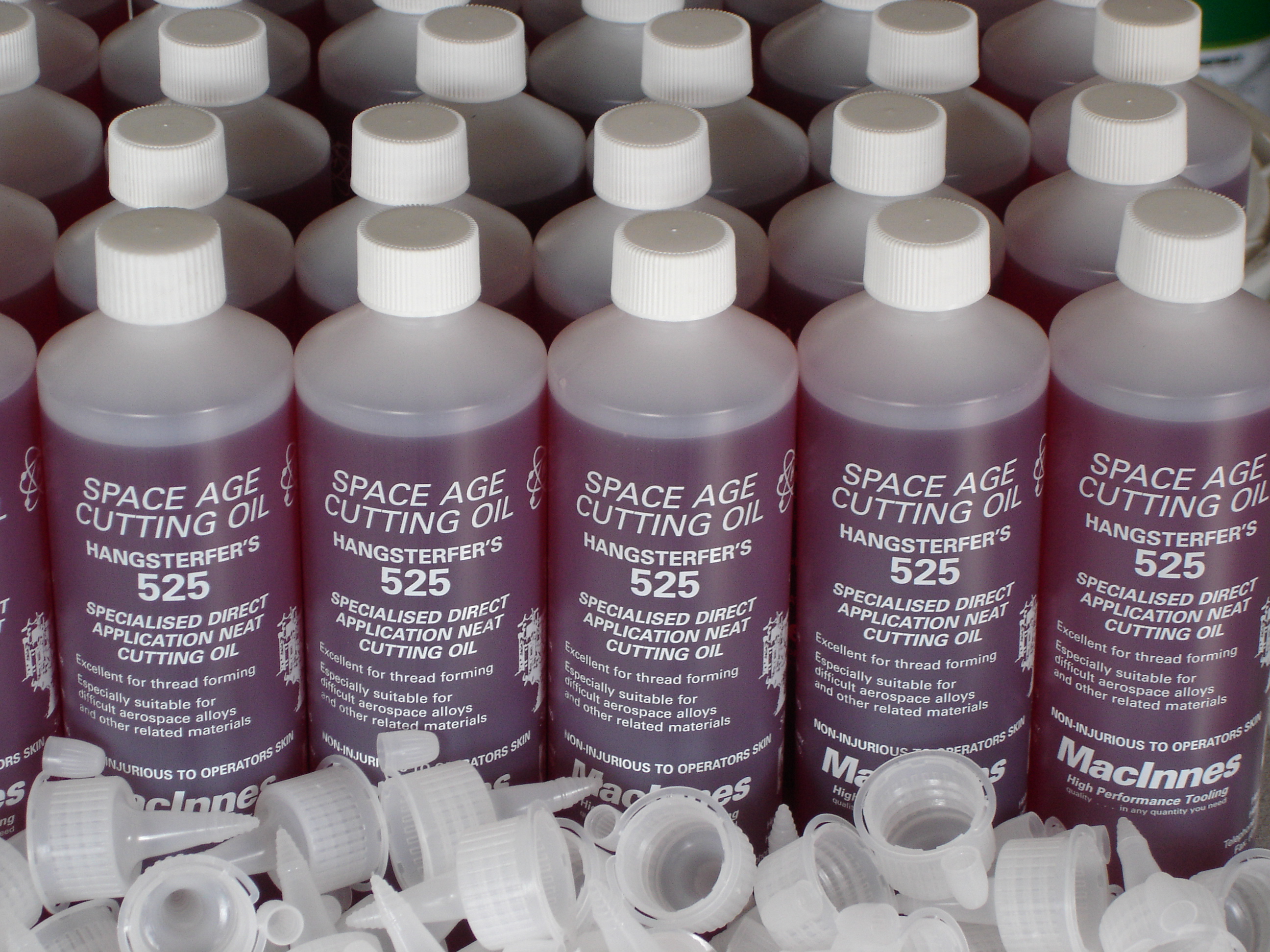 Stain-Free Cutting Fluid For Hard Water