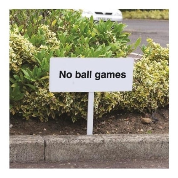 No Ball Games – Verge Sign with 800mm Post