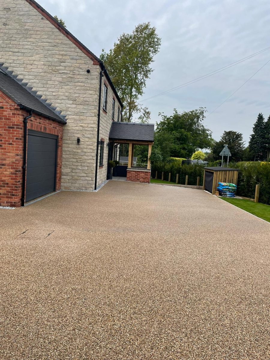 Professional Resin Bound Surfacing For Driveways