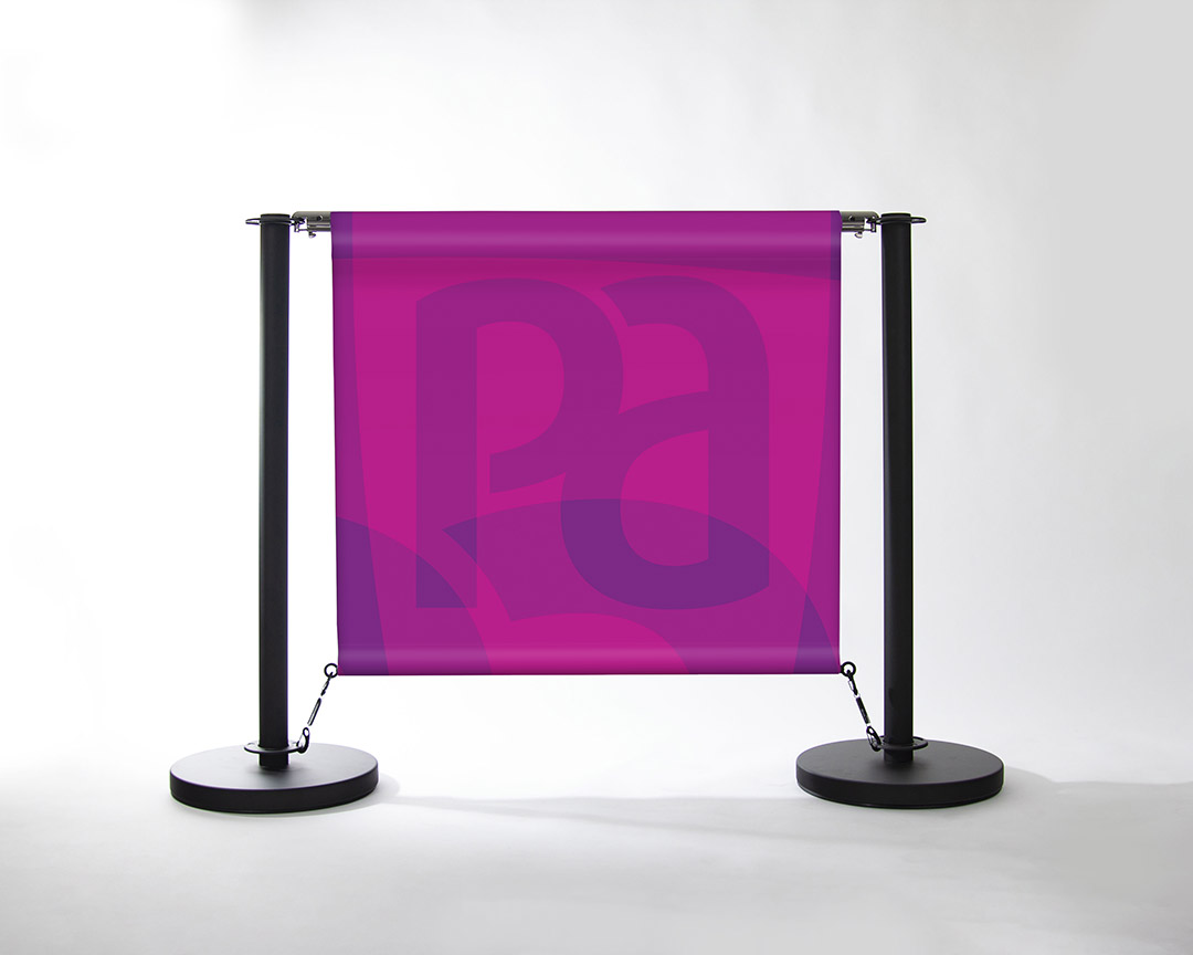 Black Powder Coated Café Barriers For Museums & Galleries