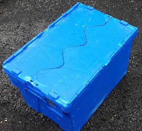 600x400x350 Attached Lidded Crate - Totes - Packs of 4 For Food Processing Sector