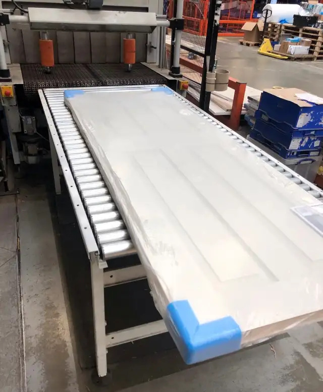 Wide Wrapping Equipment For Furniture Packaging