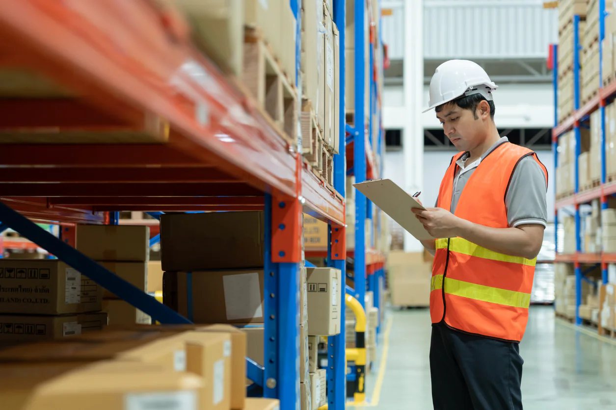 Why Are Industrial Shelves Designed For Square Pallets?