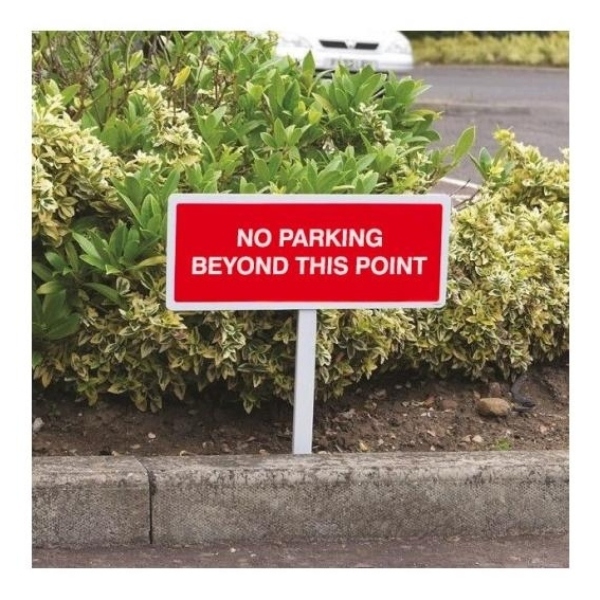 No Parking Beyond this Point – Verge Sign with 800mm Post