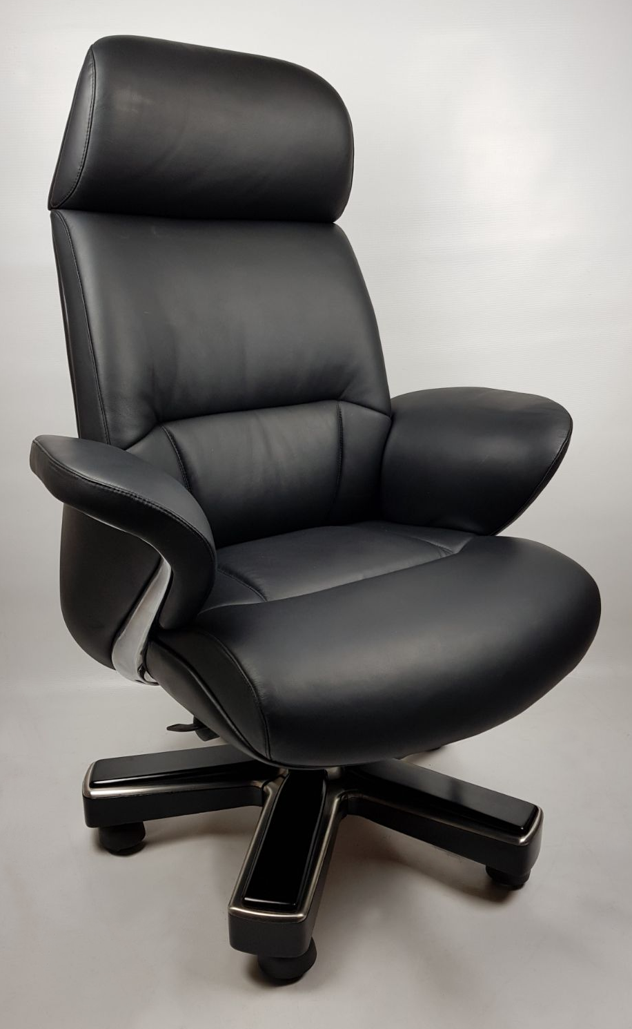 Large Luxury Executive Office Chair with Genuine Black Leather - YS1605A North Yorkshire