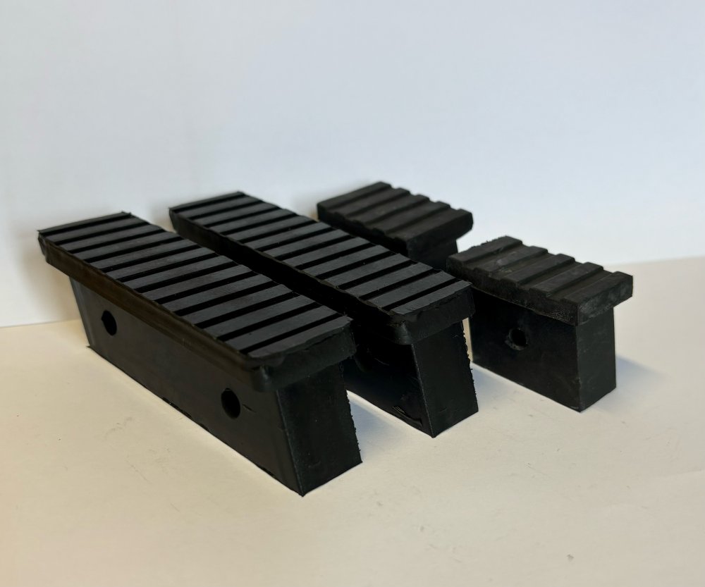 Replacement Set of Step Feet : AS / AFS Step Ladders