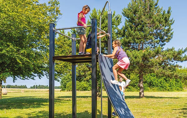 Outdoor Fitness Equipment For Schools And Colleges