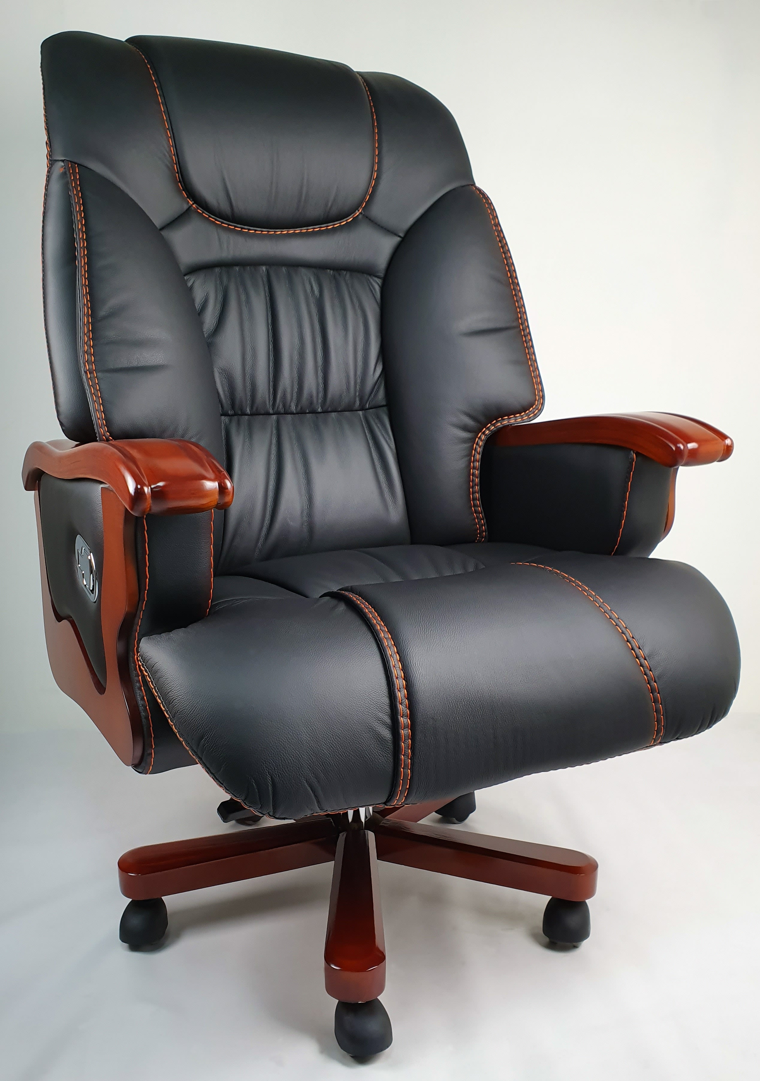 Luxury Large Black Leather Executive Office Chair - A00L Near Me