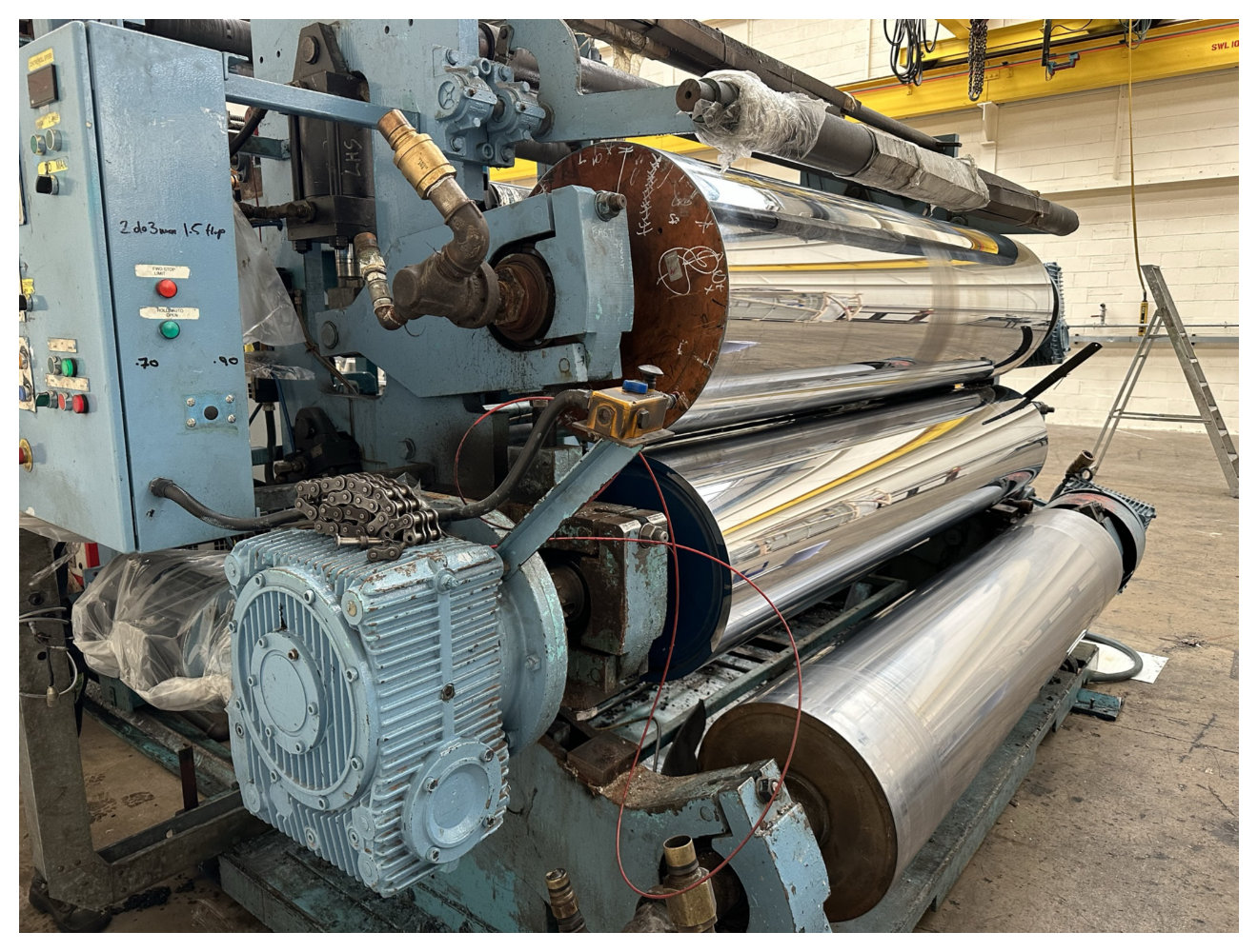 2300mm Wide Davis Standard 3 Roll Polishing Stack J Type. 1 X 600mm 2 X 400mm Rolls. Hydraulic Nip. 2.2kw Unidrive. 3 Zone Pump Group, Haul Off Guillotine.