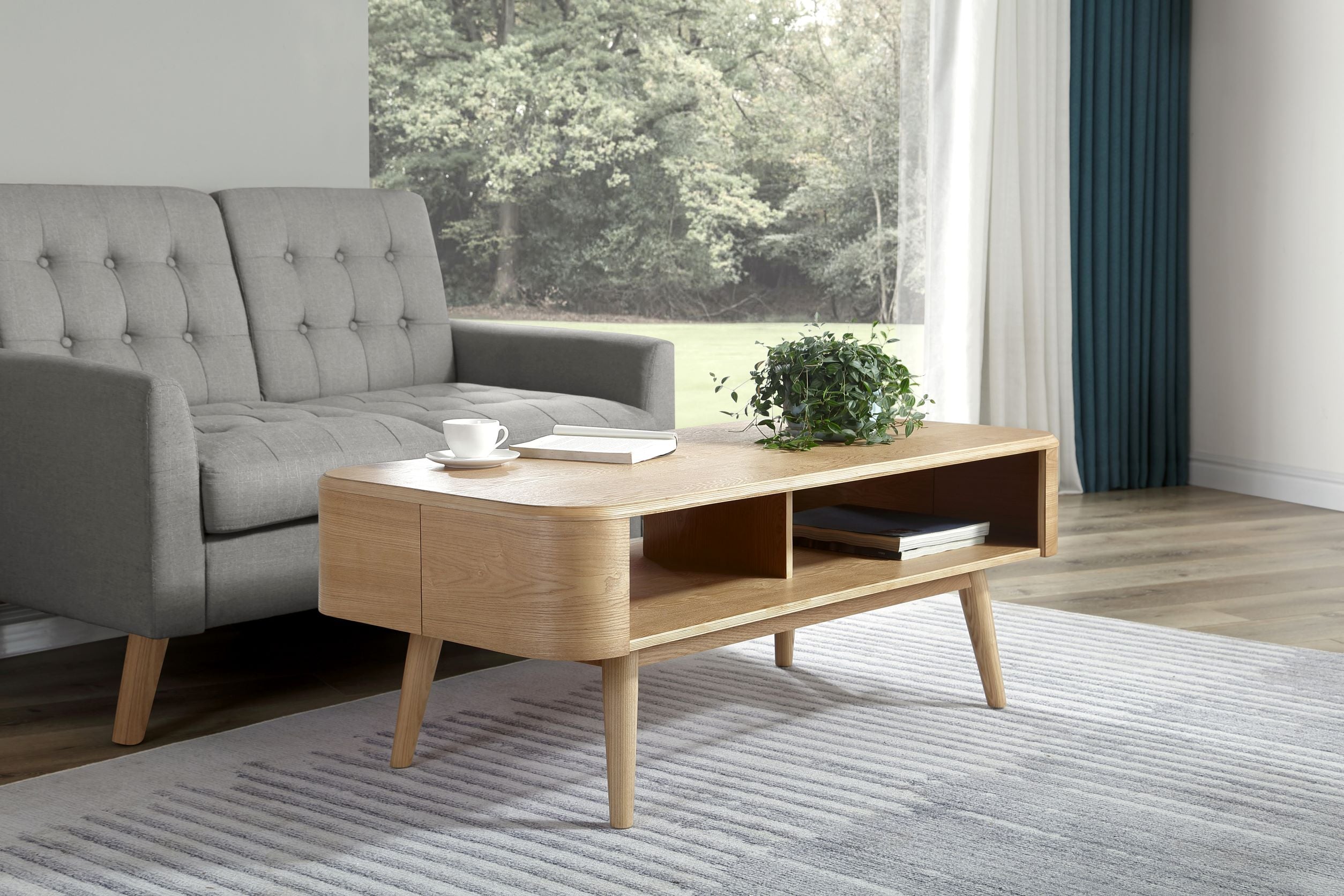 Providers Of Stunning Oak Veneer Coffee Table - 1206mm - JF811 UK