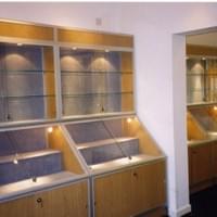 Laminated Glass Museum Display Cases