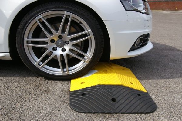 Speed Bump Kits 75mm High for Car Parks