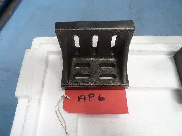 Web Ended Angle Plate