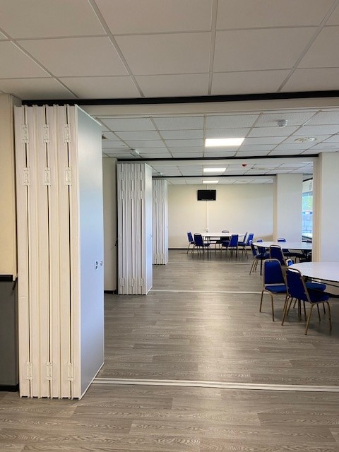Installers Of Sliding Folding Partitions