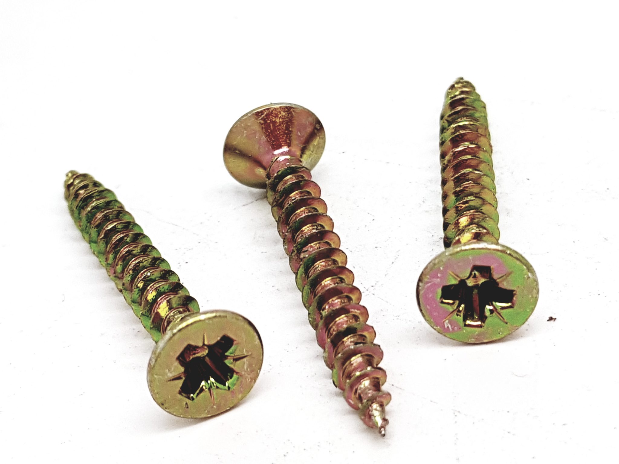 UK Suppliers Of Multipurpose Yellow Screws