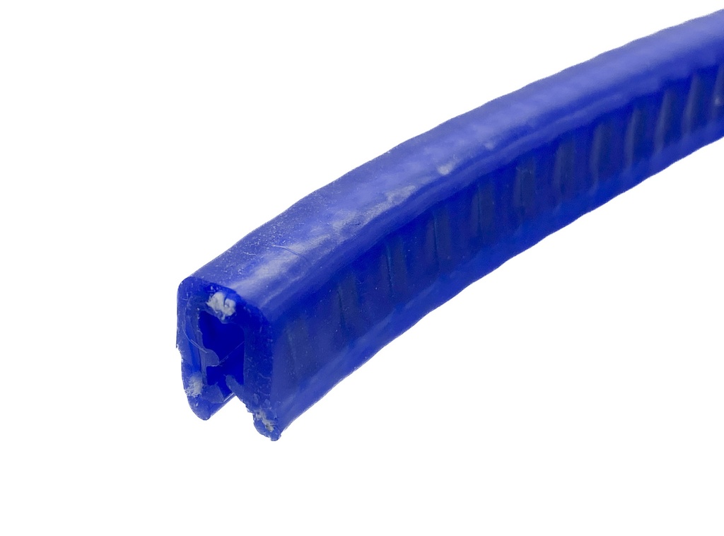 Blue Self Grip Rubber Edge Trim - To Fit 1mm to 4mm Panel Thickness 