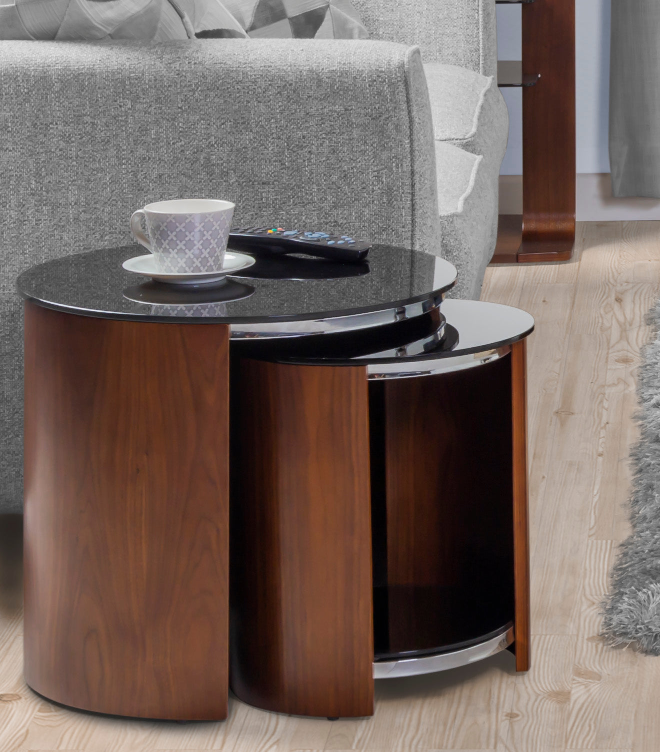 Specialising In Black Glass and Walnut Veneer Nest of Tables - JF305 UK