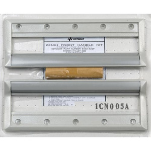 Keysight 1CN005A Handle Kit, 221.5 mm (5U), Two Front Handles, Legacy Quartz Gray