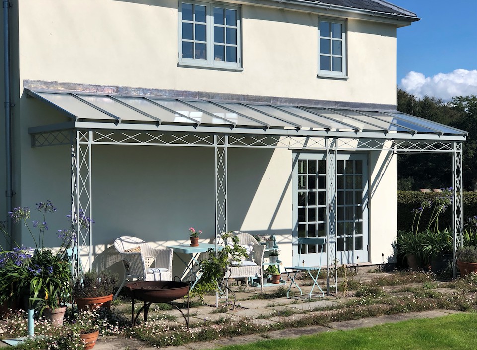 Regency Veranda with Glazing Bar Roof