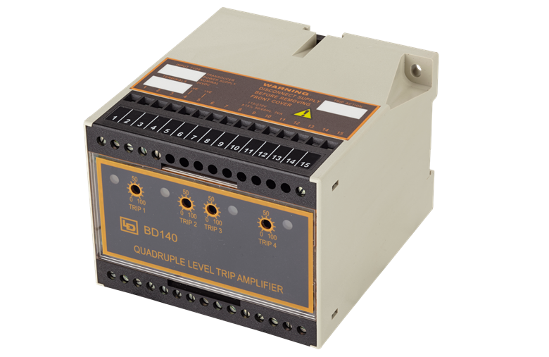 Quadruple Level Trip Amplifiers