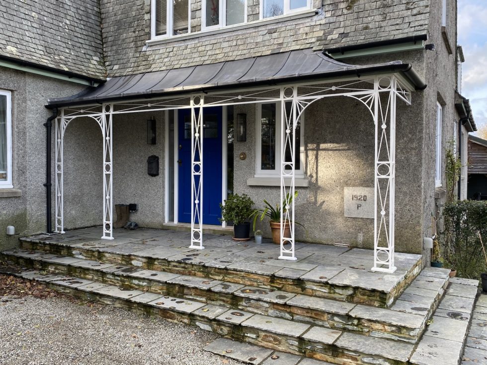 Corner Entrance Veranda with Leaded Roof