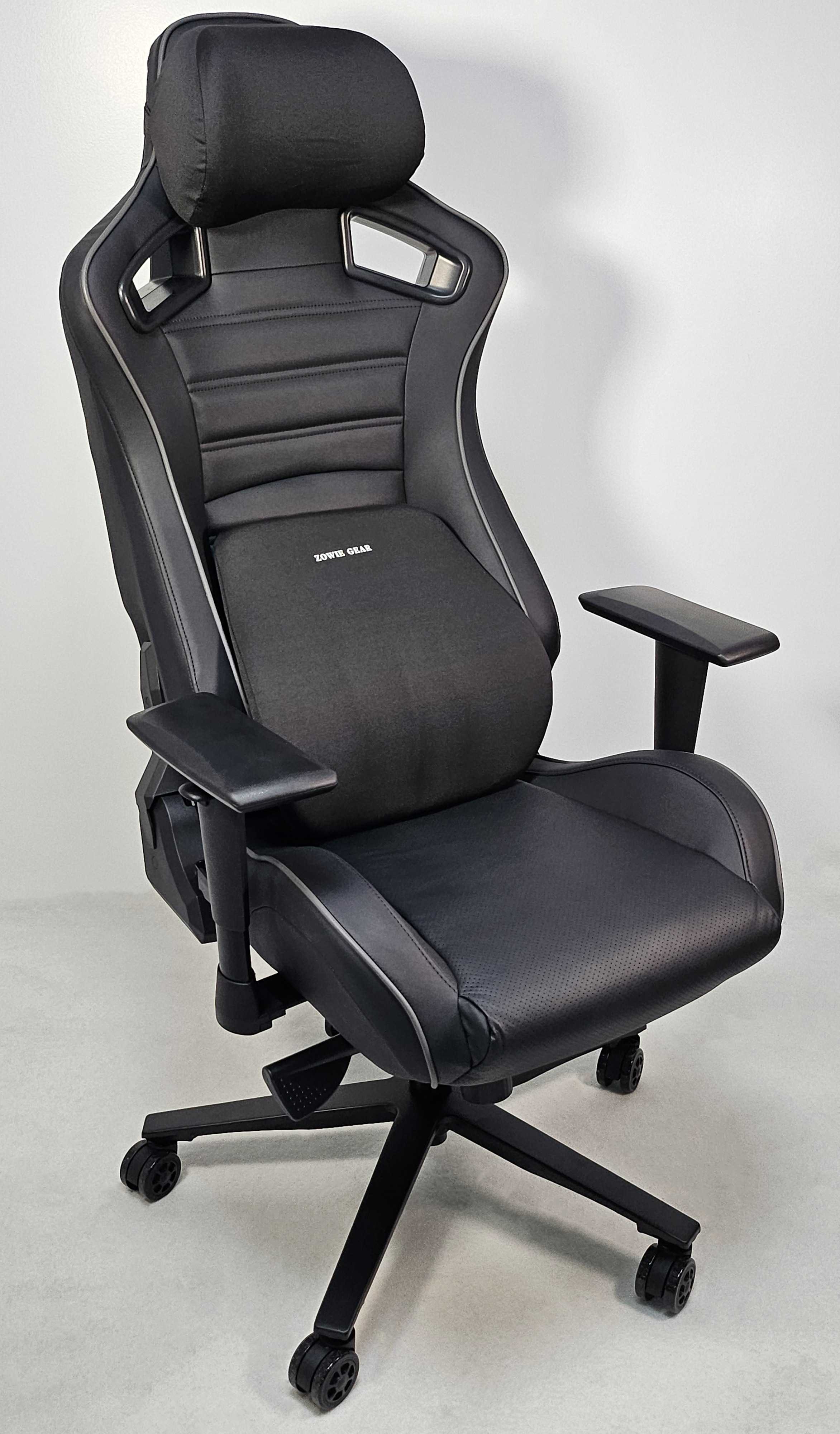 Specialising In Reclining Black Leather Executive Gaming Style Office Chair -  F-092A UK