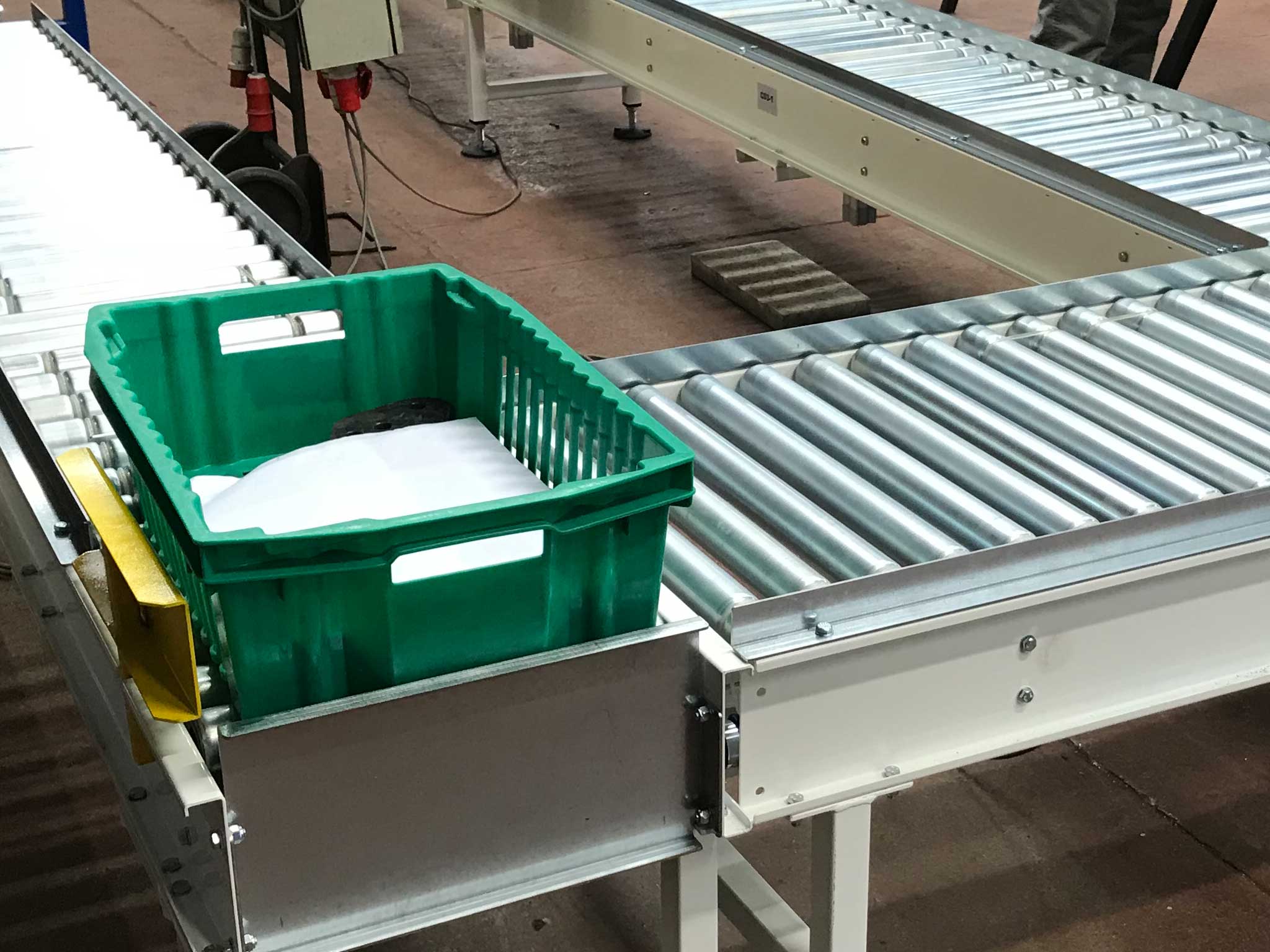 UK Manufacturers of Conveyor Pusher Units