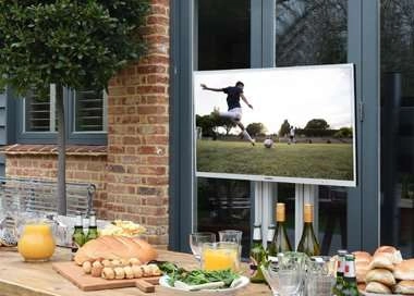 Outdoor Screen For Hire