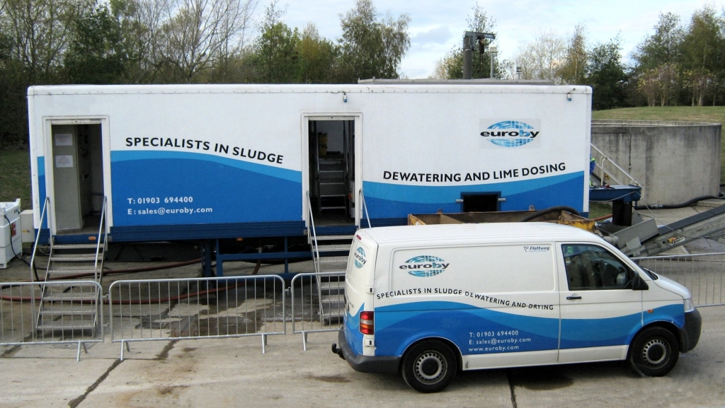Distributors of Semi-Mobile Dewatering Equipment UK