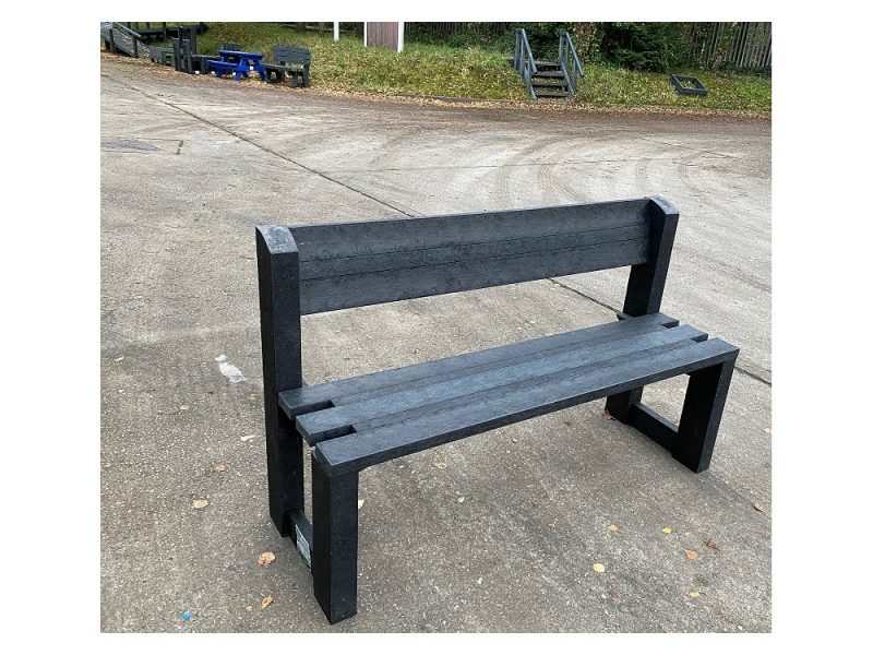 Suppliers Of Angled&#45;Back Bench &#8211; No Arms &#8211; Recycled Plastic