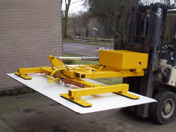 UK Suppliers of Vacuum Lifter Forklift Attachments