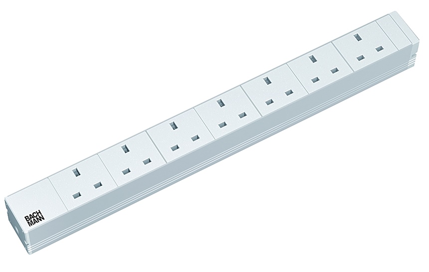 BN00-333.805 - BachMann - 19&#34; Basic PDU, 1U, 7x UK (BS1363) Outlets