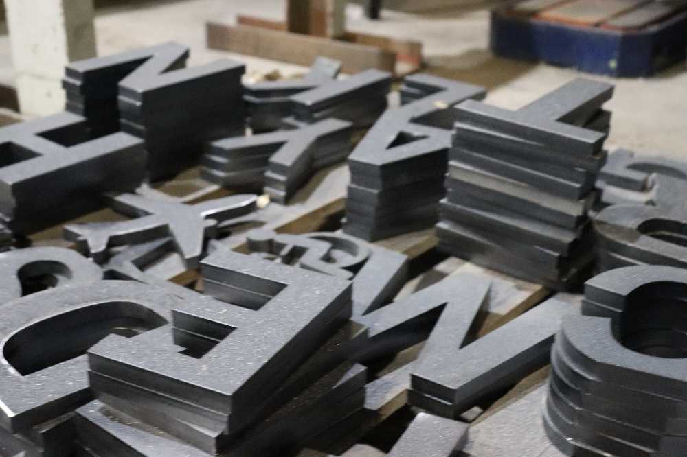 Experts for Professional Bar And Restaurant Metal Fabrication Services