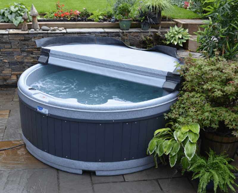 Orbis Hot Tub for Hire