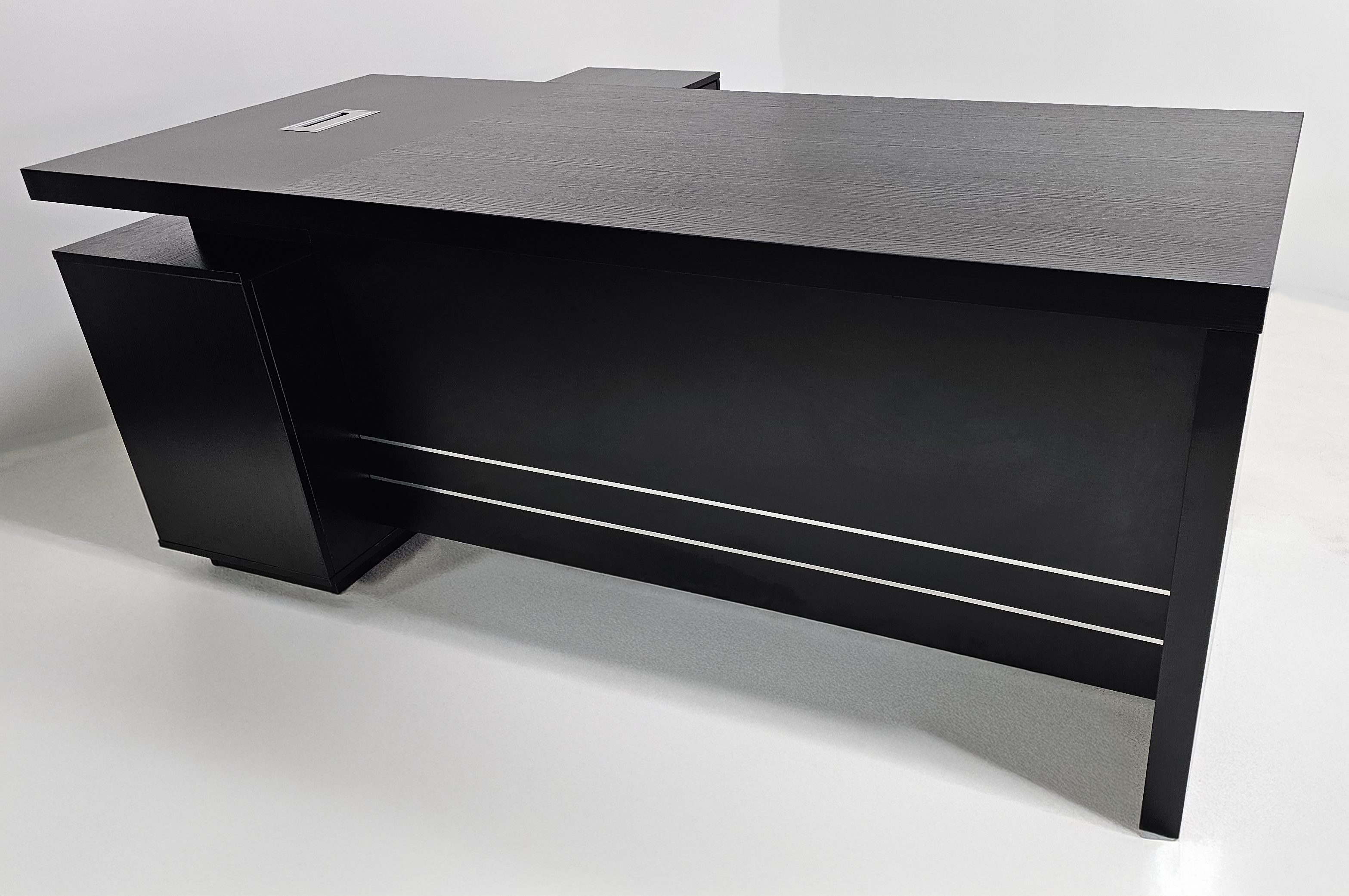 Suppliers Of Modern Black Ash Executive Corner Office Desk - 1600mm or 1800mm - WS-X1918 North Yourkshire
