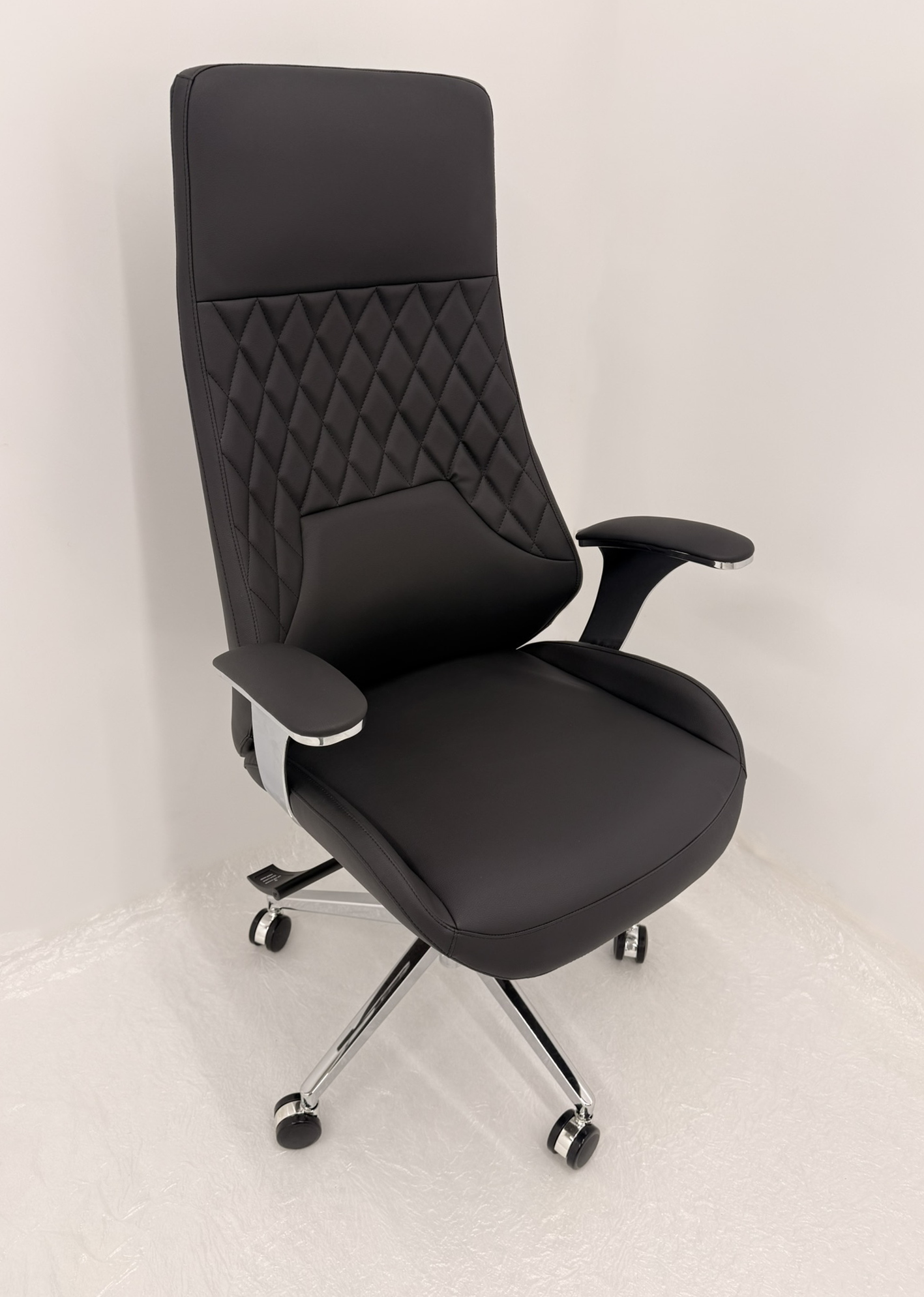Suppliers Of Contemporary Black Leather Reclining Executive Office Chair - YS-2915A UK