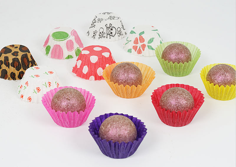 Greaseproof Petits Fours Cases