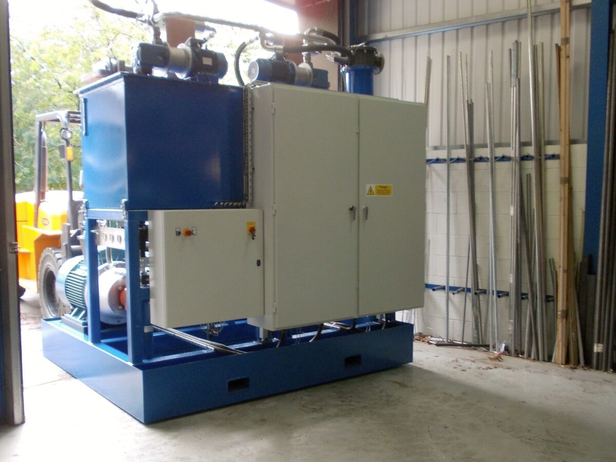 Build Hydraulic Equipment Services from 30 litre to 2000 litre units